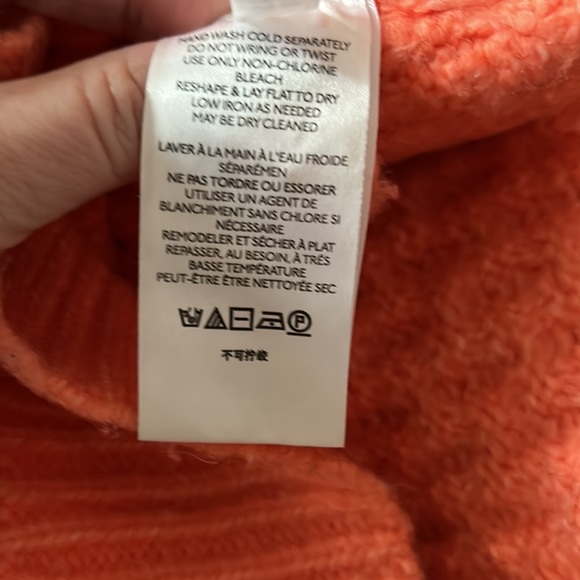 Gorgeous Anthro Coral Sweater XS - Picture 7 of 8